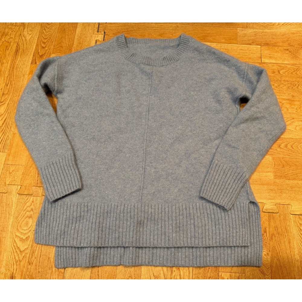 100% Cashmere Crewneck Sweater Light Blue High Low Hem Side Slit RN 75343